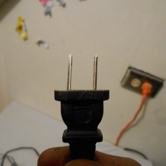 OEM MODEL AA-1570DT AA-1570 DT AC POWER SUPPLY ADAPTER 15VAC 700mA RS 40942 - Picture 9 of 11